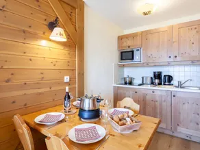 Appartement avec sauna et piscine chauffée | Vue montagne - Image 4