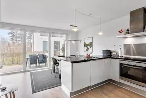 Fully equipped charming house with terrace & barbeque | Sea view | Next to the beach | Dogs allowed - Image 5
