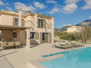 Fully equipped lovely holiday home with terrace, BBQ & private pool | Nature view - Image 3