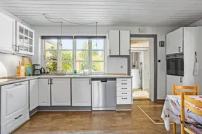 Fully equipped holiday home with BBQ & terrace | Pets are welcome - Image 4