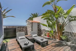Appartement avec piscine, terrasse et jardin | Vue mer | À côté de la plage | Parfait pour le travail à distance - Image 3