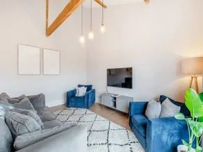Cottage with garden | River view - Image 4