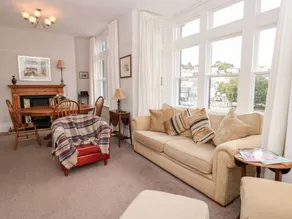 Cottage with 3 rooms for 6 persons - Image 5