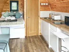 Merveilleux cottage convivial et familial avec jardin et jacuzzi | Vue rivière | Avec animaux autorisés - Image 2