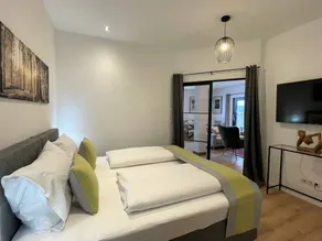Apartamento con sauna, barbacoa y jardín | Vistas a la montaña - Image 4