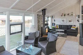 Children-friendly house with sauna, terrace & hot tub | Sea view - Image 5
