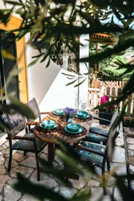Family-friendly flat with pool & garden | Garden view | Beach nearby - Image 2