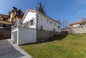 House with terrace & garden | Mountain view - Image 2