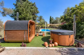 Family-oriented beautiful flat with sauna, hot tub & pool | Pet-friendly - Image 2