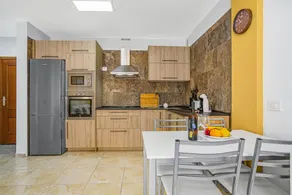 Ferienwohnung mit Pool und Terrasse | Perfekt für die Arbeit von Zuhause - Image 5