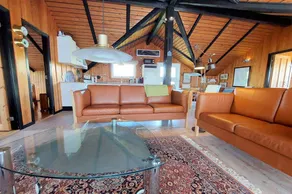 Holiday home with terrace & barbeque | Water view - Image 5