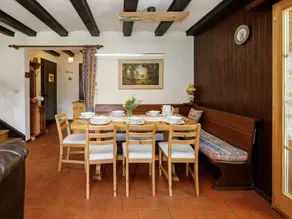 Holiday apartment with barbecue & garden | Mountain view - Image 3