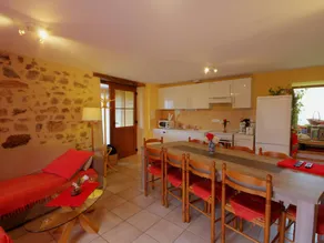Cottage with garden & barbeque - Image 4