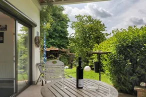 Casa con barbecue, terrazza e piscina | Vista sul giardino | Adatta per il telelavoro - Image 2