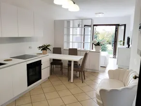 Apartment with garden | Garden view - Image 4