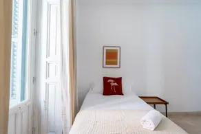 Chambre chez l'habitant | Proche Palais royal de Madrid - Image 2