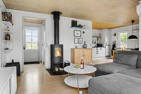 Beautiful holiday home with terrace, barbecue & sauna | Pets are welcome - Image 4