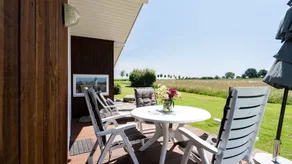 Fully equipped lovely house with garden & terrace - Image 4