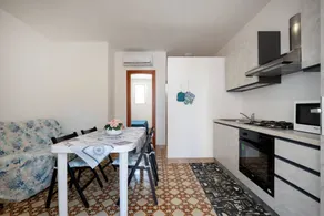 Flat with terrace & garden | Garden view - Image 4