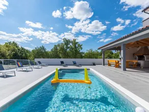 Casa con piscina privata, barbecue e terrazza - Image 4