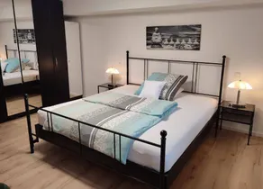 Apartamento vacacional con jardín y terraza | Vistas al jardín - Image 3
