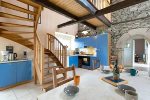 Fully equipped holiday home with barbeque, terrace & garden | Garden view | Dogs allowed - Image 5