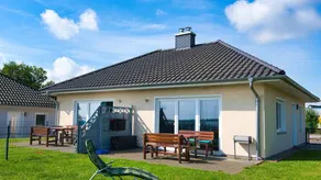 Children-friendly apartment with garden, BBQ & terrace | Panoramic view | Pets are welcome - Image 2