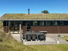 Children-friendly lovely house with terrace, garden & barbeque - Image 3