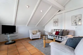 Apartment | Garden view | Perfect for remote work - Image 2