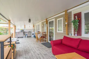 Casa móvil con piscina y terraza | Vistas al jardín | Se admiten mascotas - Image 4