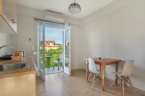 Holiday apartment with terrace & garden | Garden view - Image 4