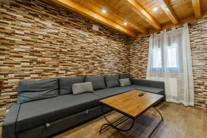 Holiday home with garden, private pool & BBQ - Image 5