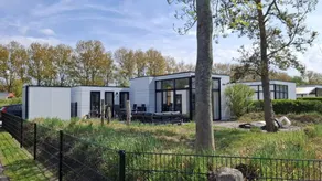 House with terrace & garden - Image 2