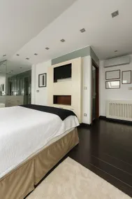 Apartment with terrace - Image 5