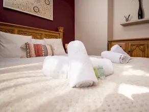 Appartement de vacances avec jardin et internet haut débit | Vue ville - Image 2