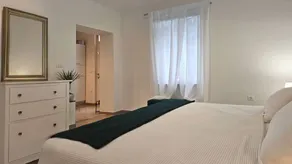 Beautiful flat with terrace | Pet-friendly - Image 4