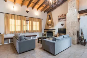 Fully equipped finca with BBQ, private pool & terrace | Mountain view | Pets are welcome - Image 5