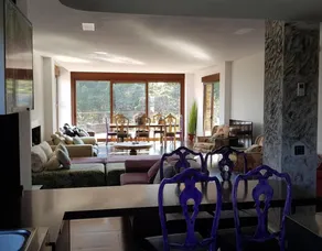Ferienhaus mit Garten, Terrasse und privatem Pool | Bergblick - Image 2