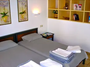 Apartment with barbeque & garden | Close to the beach - Image 3