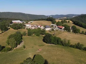 Attraente gîte accogliente e familiare con giardino, barbecue e sauna - Image 5