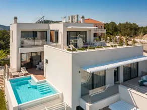Pleasant villa with sauna, terrace & BBQ | Close to the beach - Image 3