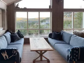 Modern cabin with views by ski trail in Hadeland - Image 3