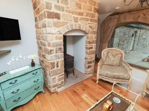 Family-friendly cottage with garden - Image 5