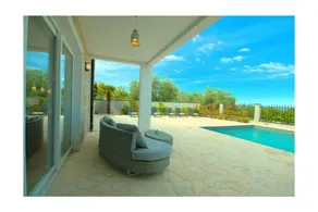Villa with sauna, barbeque & garden - Image 3
