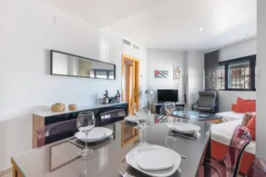 Holiday apartment with pool - Image 3