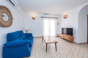 Villa with terrace, barbecue & private pool | Sea view - Image 2