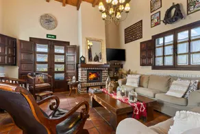Family-friendly holiday home with garden, terrace & barbeque | Garden view - Image 4
