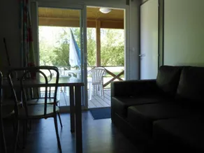 Chalet with pool - Image 4