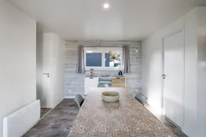 Chalet with barbecue & terrace | Lake view - Image 4