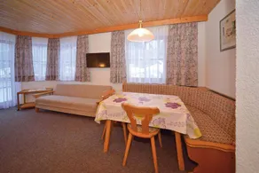 Lovely flat with terrace - Image 4